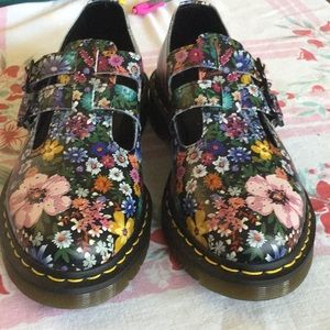 FLORAL DOC MATRENS, NEVER WORN!